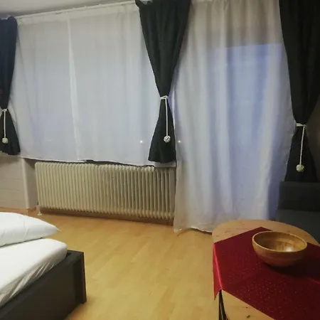 Family Schweng * טוקס